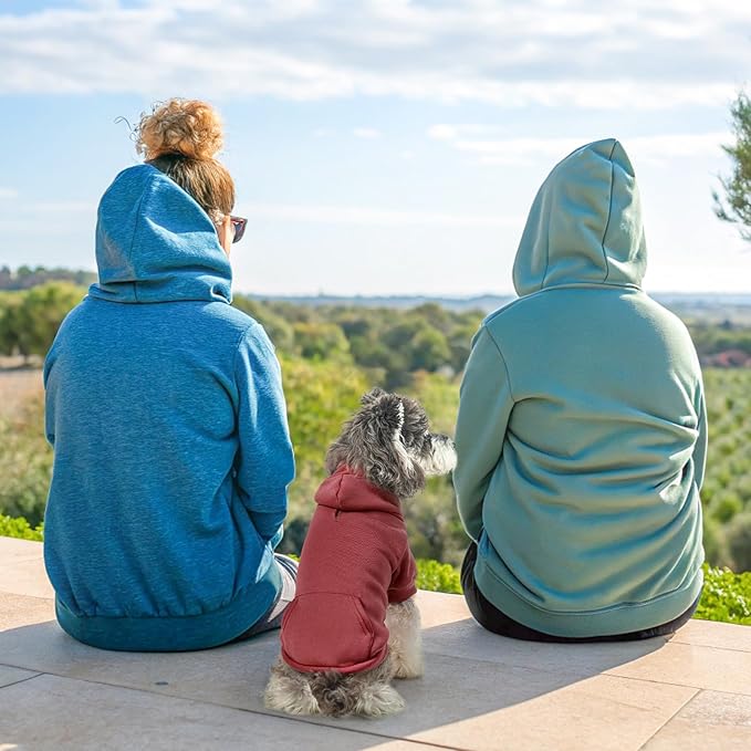 SCENEREAL Dog Hoodie Sweaters for Small Medium Large Size Dogs, Fleece Dog Sweatshirt with Hat and Pocket,Soft Cold Winter All Weather Dog Clothes for S to XL Sized Dogs, Burgundy M