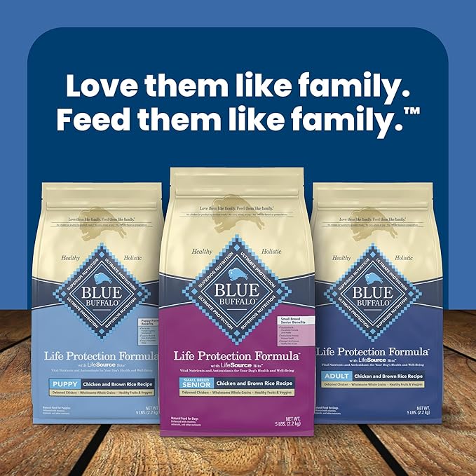 Blue Buffalo Life Protection Formula Small Breed Senior Dry Dog Food, Supports Joint Health and Immunity, Made with Natural Ingredients, Chicken & Brown Rice Recipe, 5-lb Bag